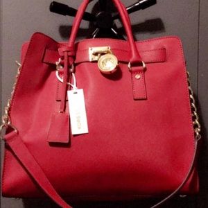 🍀🍀Authentic large Michael kors Hamilton!!!🍀🍀